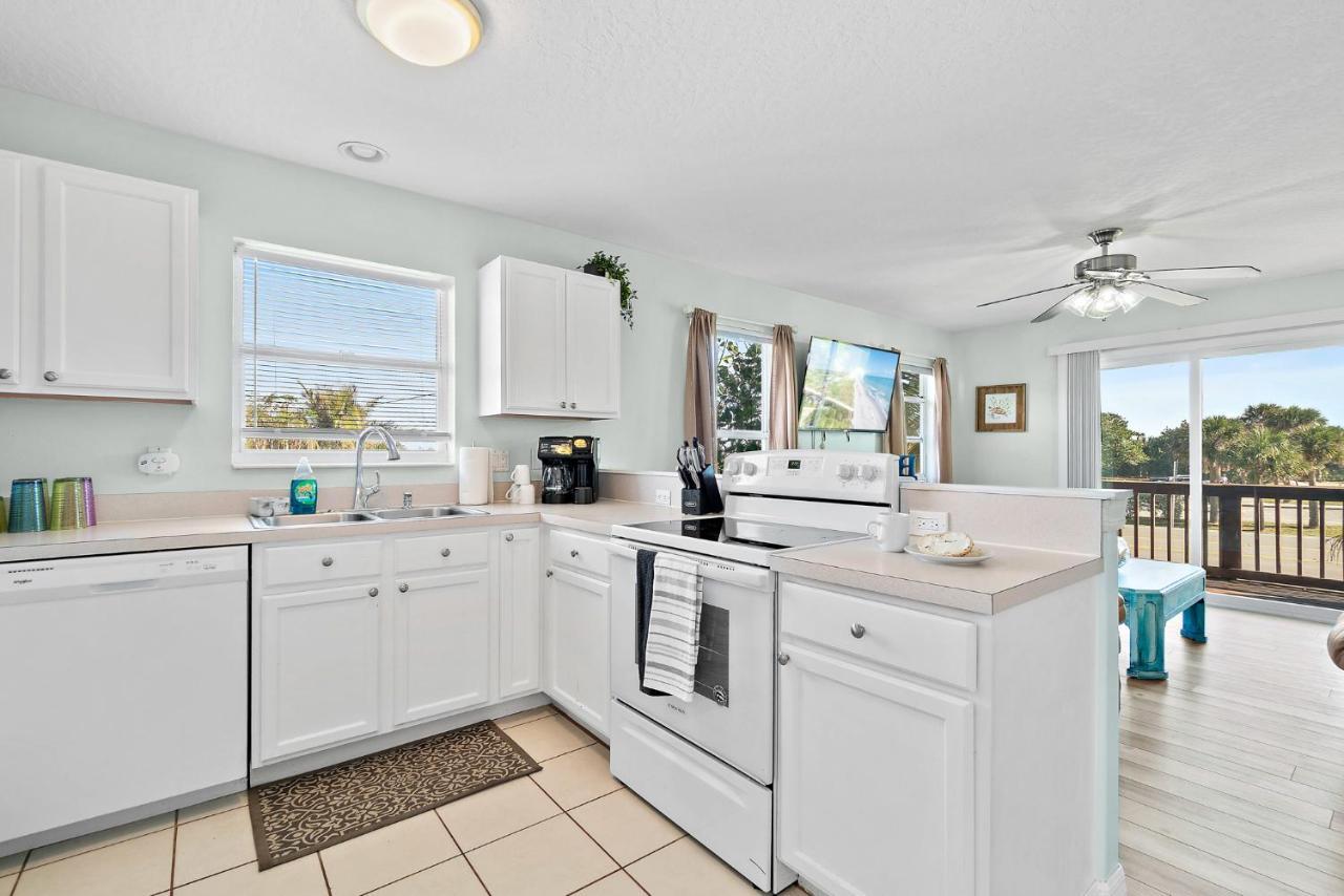 Beachside Serenity Escape - Private 3Br And 2Ba, Dog Friendly Duplex Oasis, Steps To Shore! Melbourne Exteriör bild